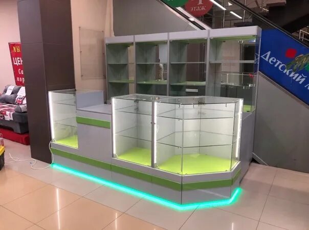 Островки в трц. Островок пенза. Острова для магазина одежды. Островок в тц. Островок спутник пенза.