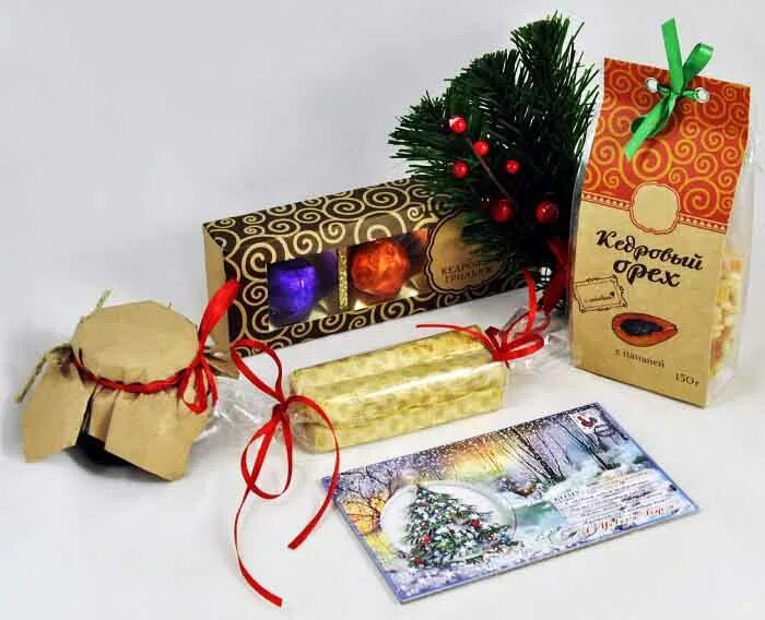 Новогодний набор блоп топ. Новогодние небольшие наборы. Корпоративный подарочный набор шоколадный. Новогодний набор м. Новогодний набор блоп топ.