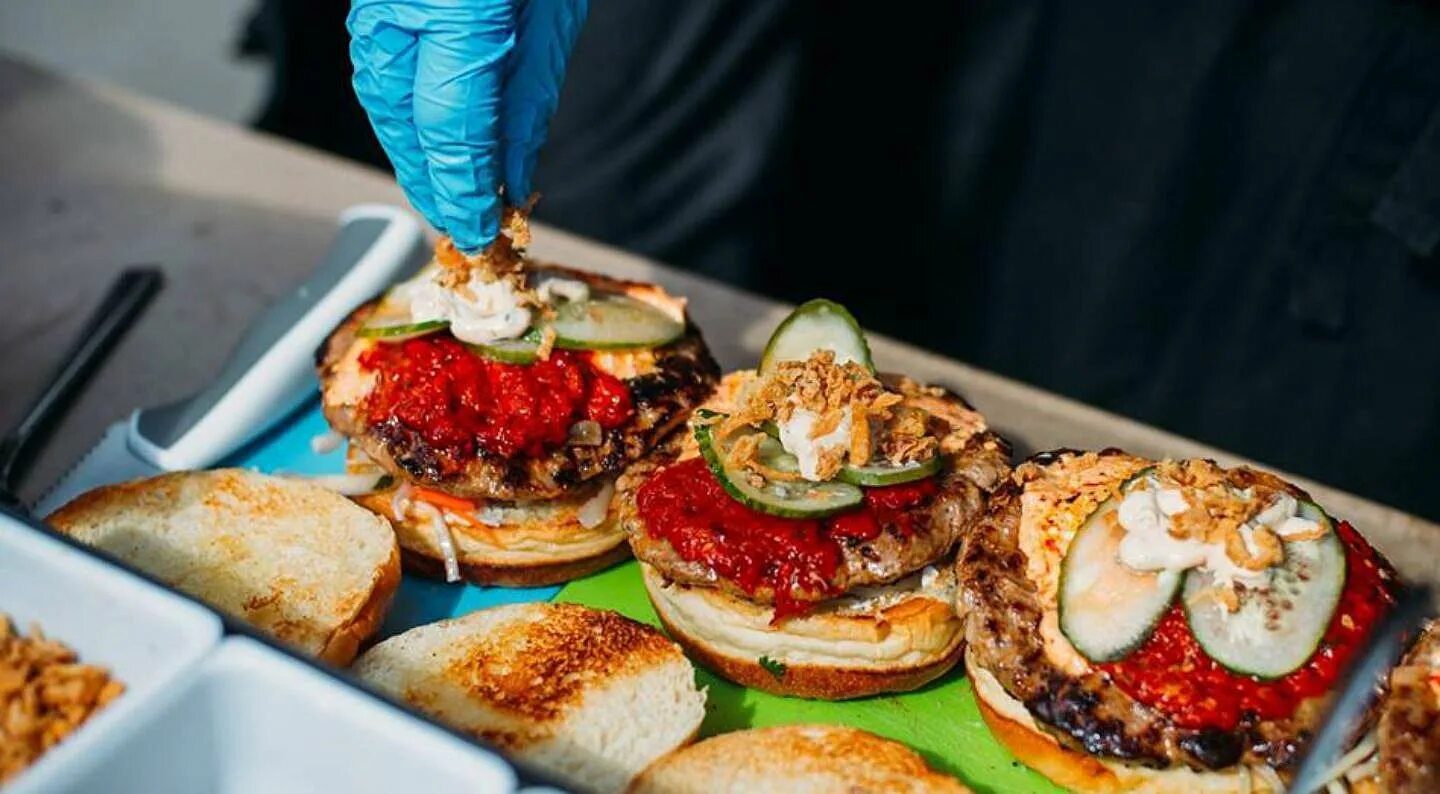 Fast food street food