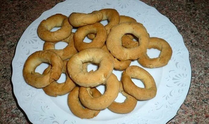 Как сделать домашние сушки. Мягкие бублики. Как приготовить сушки в домашних условиях. Шоколадные сушки. Что приготовить из сухих сушек.