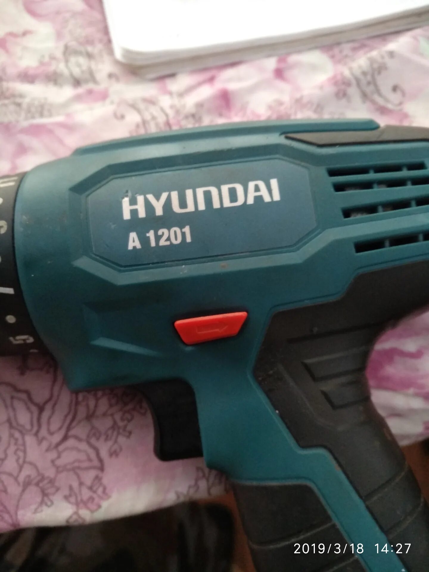 Шуруповерт хендай а1201. Шуруповерт hyundai a 1201. зарядка для шуруповерта hyundai a1201. аккумулятор для шуруповерта hyundai 1220.