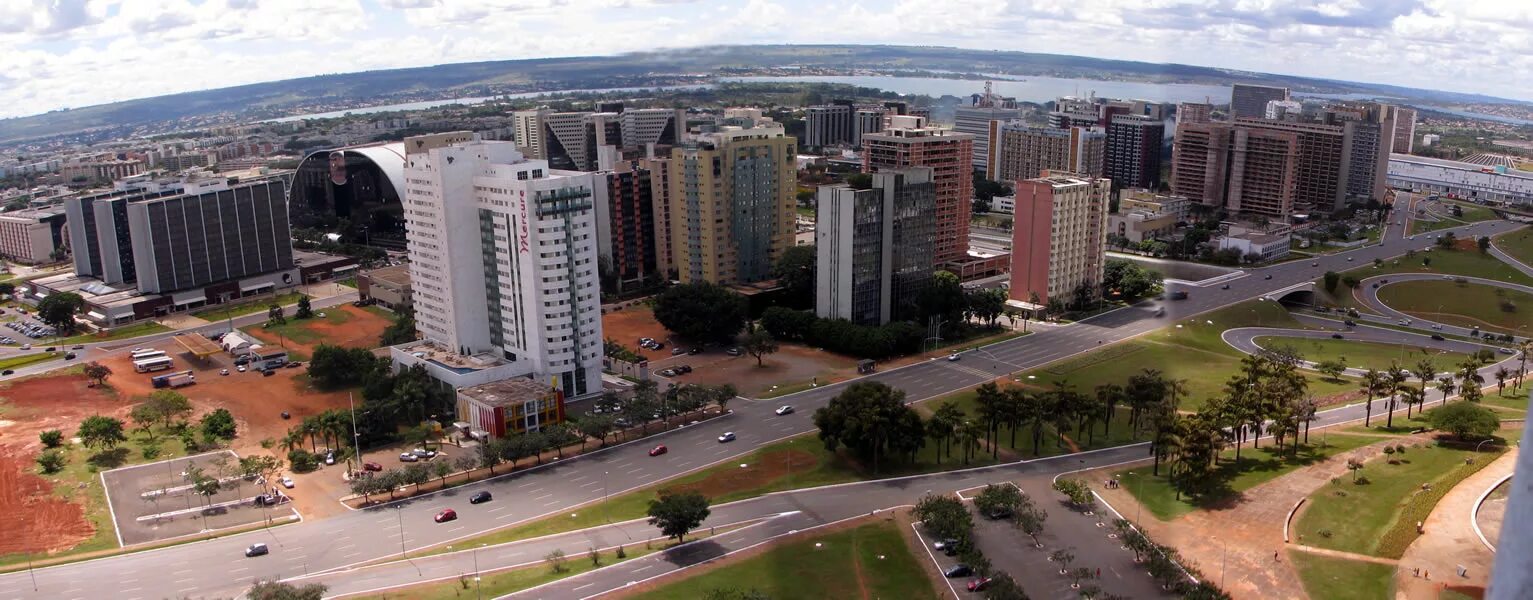 Столицей бразилии является. Бразилиа столица Бразилии. Бразилиа центр города. Муниципалитеты федерального округа Бразилиа города Бразилии. Новая столица Бразилии, г. Бразилиа,.