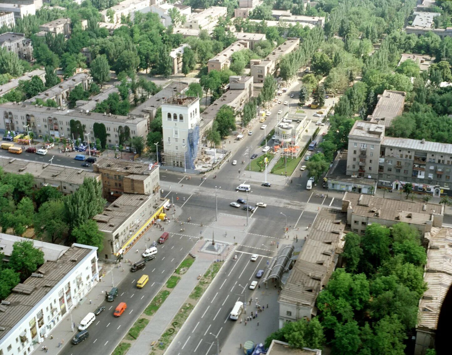 Прогноз запорожья. Запорожье проспект Металлургов. Запорожье проспект Соборный Металлургов. Город Запорожье проспект Металлургов 1. Запорожье проспект Металлургов перекресток.