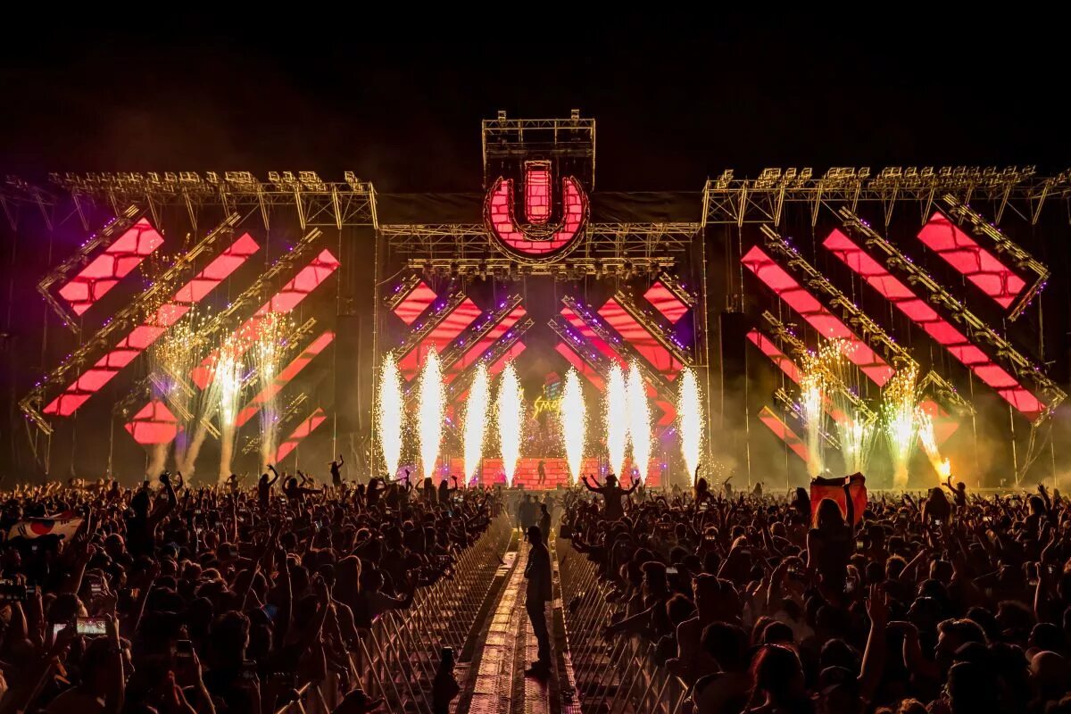 EDM 2022. Ultra