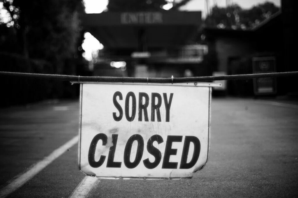 Closed. Can’t close my legs novel. Сложное дополнение в английском языке 6 класс. We are close. Eleggs "boom".