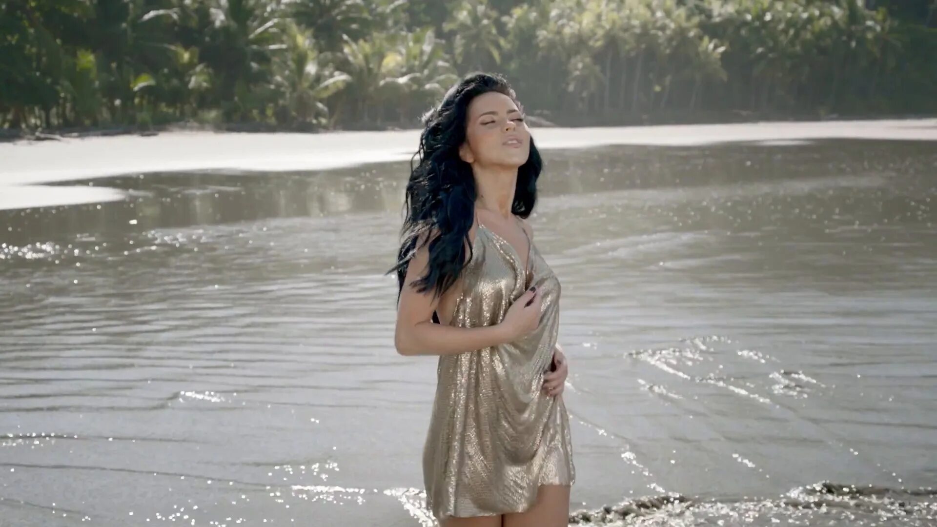Inna hot. Inna певица. Inna endless. Inna певица hot. Inna official video.