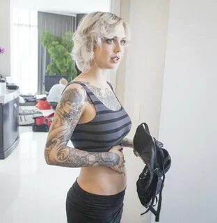 sara x tattooed hotness 