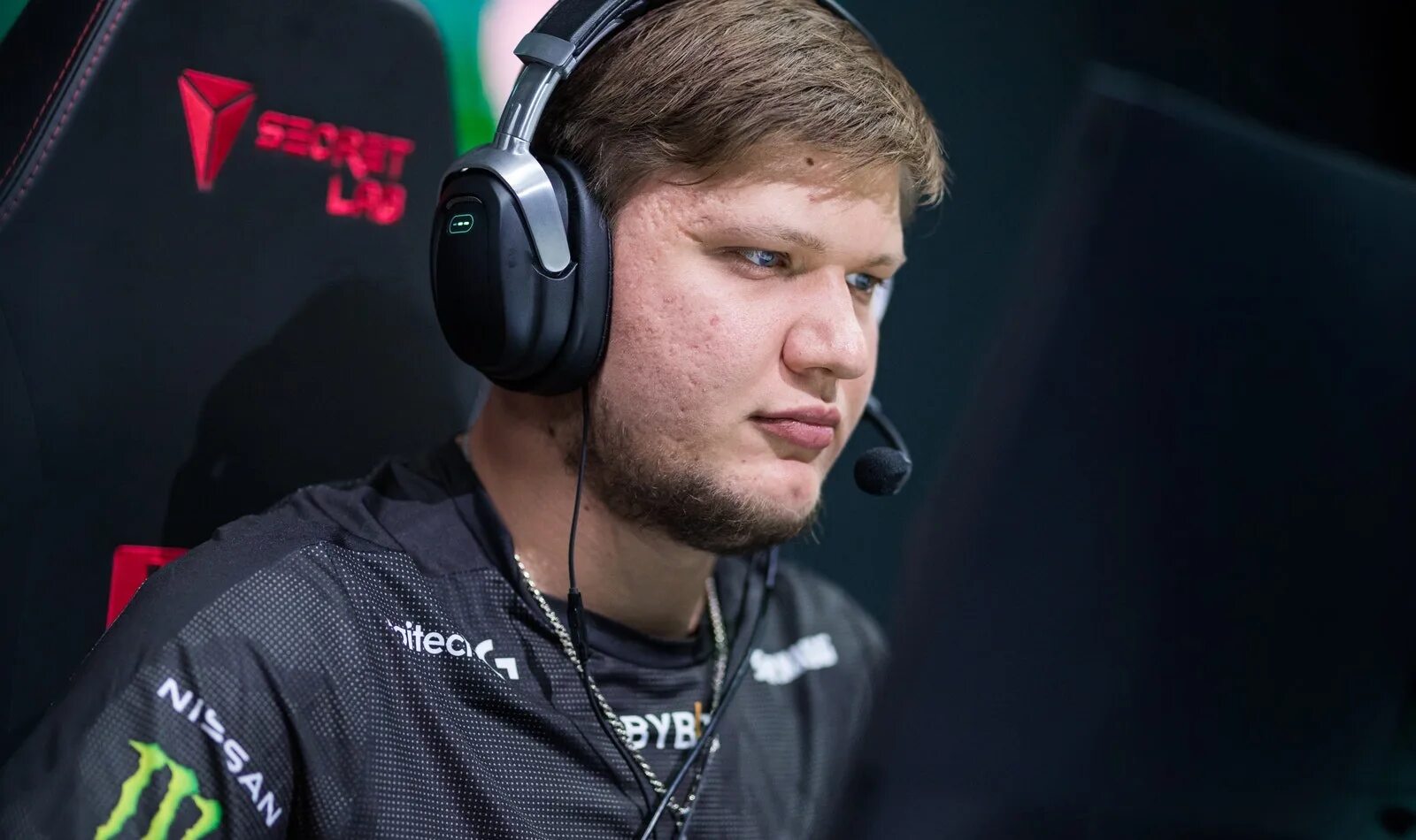 S1mple cs 2. Александр симпл 2025. симпл мажор 2025. александр s1mple костылев. симпл 2025 кс го.