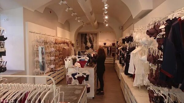 Intimissimi невский просп 32 34 фото Intimissimi, салон нижнего белья на Невском проспекте в Санкт-Петербурге отзыв