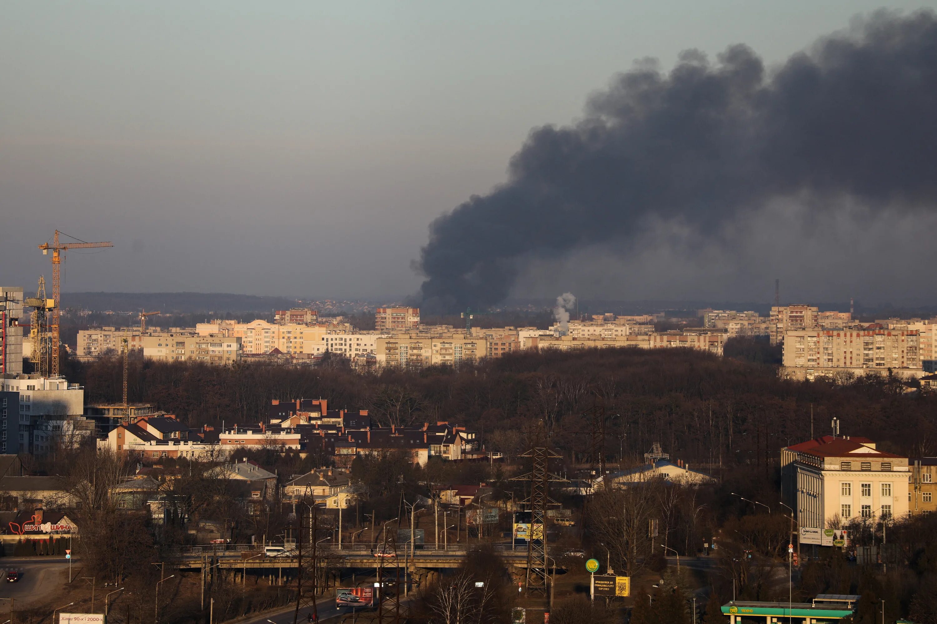 Авдеевка 01.03 2024. Разрушенный город Мариуполь. Обстрел города. Мариуполь центр города разрушения.