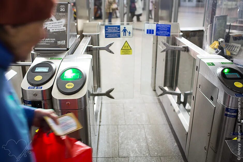 Петербург метро как оплачивать проезд. Метро академическая после капитального ремонта. станцию метро академическая спб открыли после ремонта. метро академический цех бакала. электрик машины метро академическая.