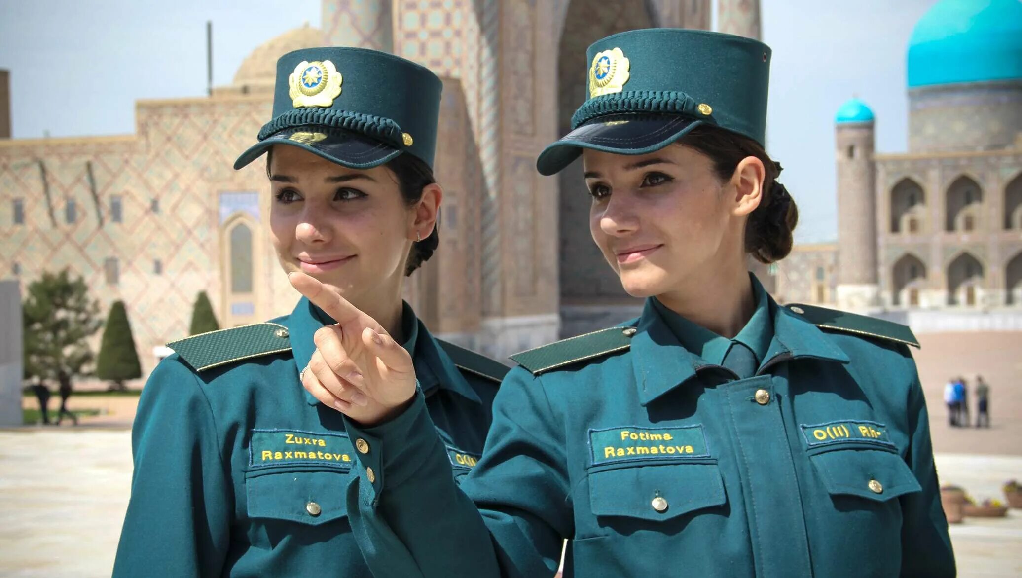 Туристическая полиция Узбекистан. ИИВ Узбекистана. Милиция Узбекистана. Таможня форма женская. Мвд россии в узбекистане
