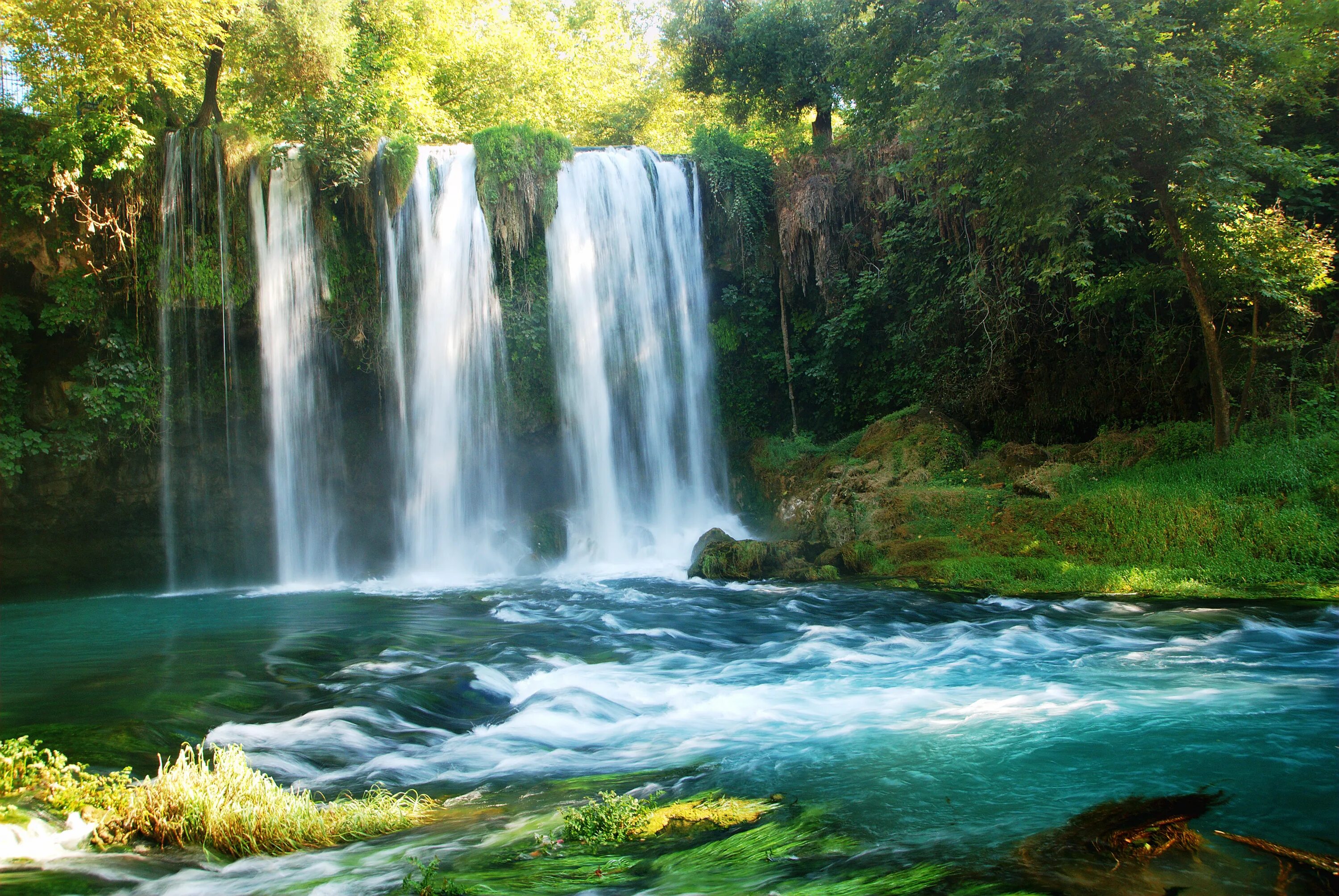 Водопады анталья. Водопад Дюден Турция. Верхний Дюденский водопад Турция. Водопад верхний Дюден в Анталии. Река Дюден Анталия.