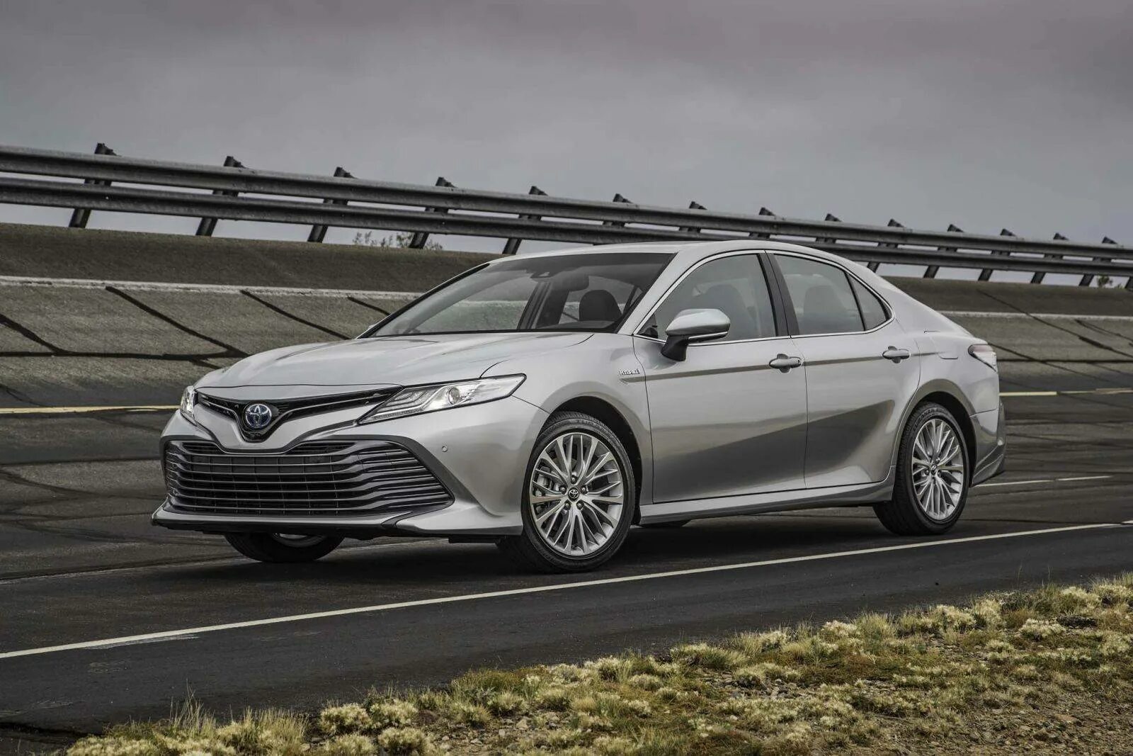 Тойота камри 2018. Toyota camry 2018. новая камри 2018. тойота камри 2018-2025. тойота камри гибрид 2025.