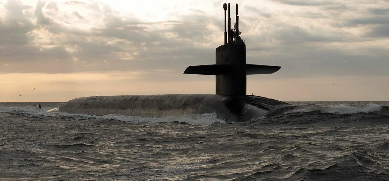 New sub. Атомная подводная лодка Огайо США. ПЛАРБ Огайо с Трайдент -1. Американская атомная подлодка USS Rhode Island. ПЛАРБ Огайо с Трайдент -1 2.