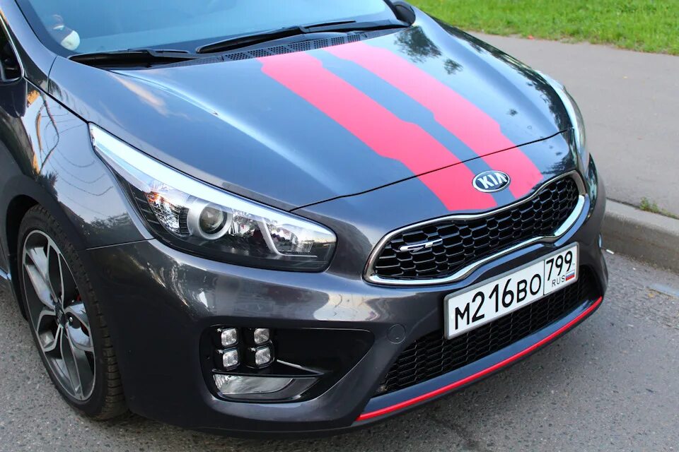 Киа СИД ГТ турбо. Ceed gt 2022 Turbo. Kia Ceed gt синяя. Черная решетка Kia Ceed JD.