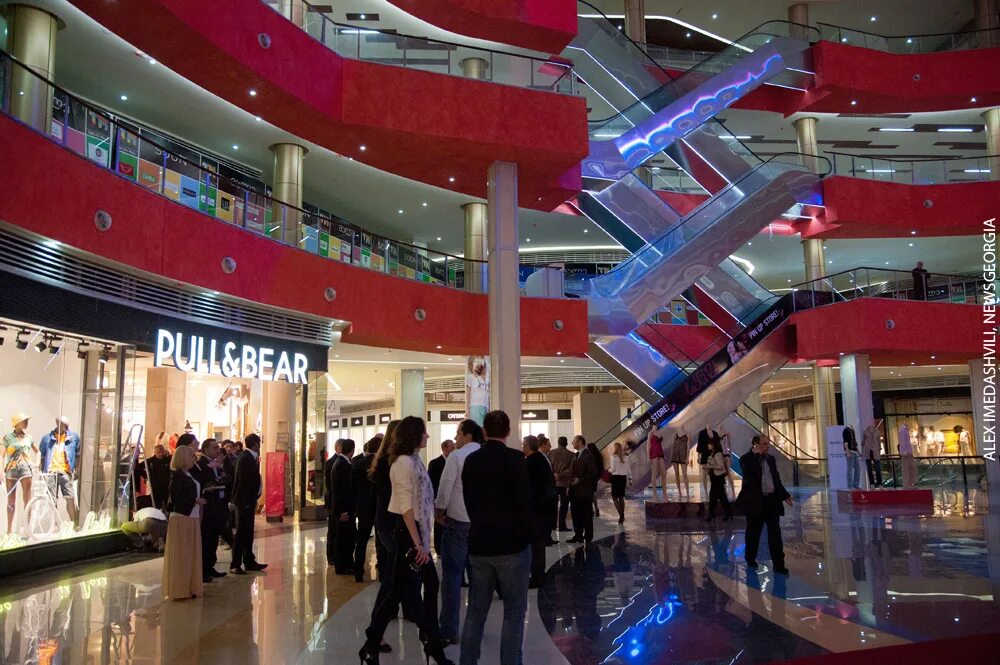центр торговый центр тбилиси молл тбилиси. тбилиси молл фудкорт. тц тбилиси. тбилиси мол тц молл. торговый центр в тбилиси тбилиси-молл.