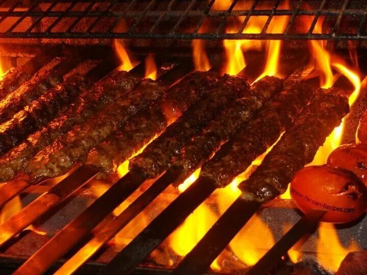 Kebab grill. Кебаб на огне. Гриль огонь. Люля на огне. Кебаб гриль.