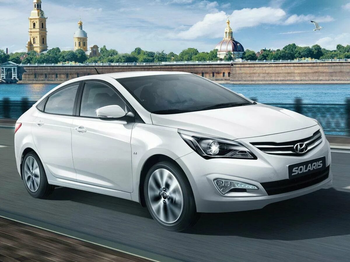 Продажа хендай в россии. Hyundai Solaris 2015. Hyundai Solaris 2022. Хендай Солярис хэтчбек 2015. Hyundai Solaris 2016.