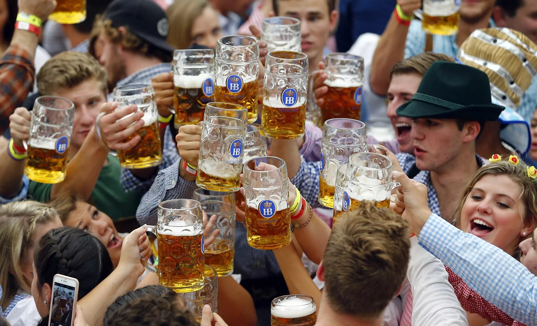 Сколько пивоварен могут участвовать в знаменитом празднике