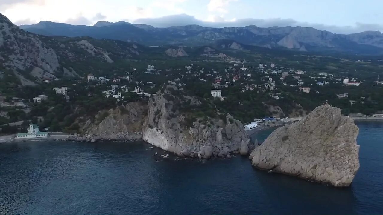 Капри симеиз. Гора кошка мыс айя. дача медведчука в крыму в симеизе. лесная кошка симеиз отзывы.