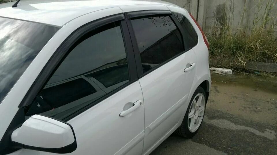 дефлекторы калина 1 универсал. дефлекторы окон lada kalina 2 седан. ветровики лада калина 1 универсал. дефлекторы калина. ветровики калина 1хэтчбне.