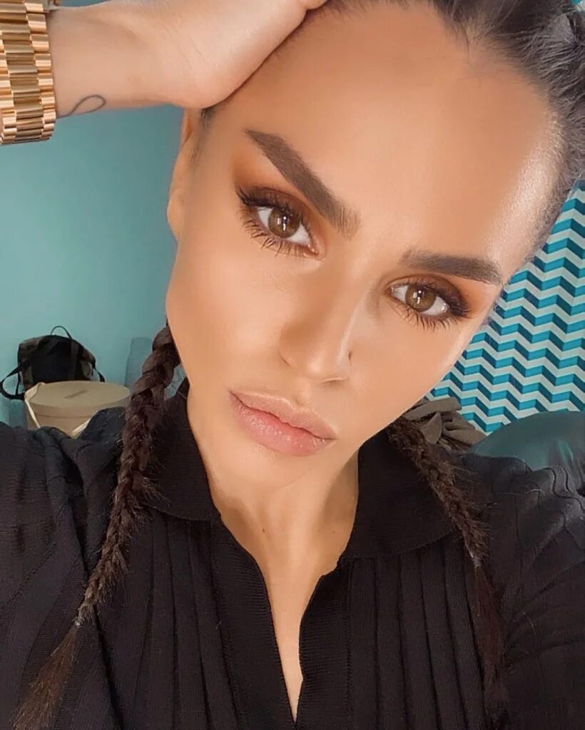 Zivert артистка певица вики. Чем больна певица зиверт. Zivert 2022. Чем больна певица зиверт. Чем больна певица зиверт.