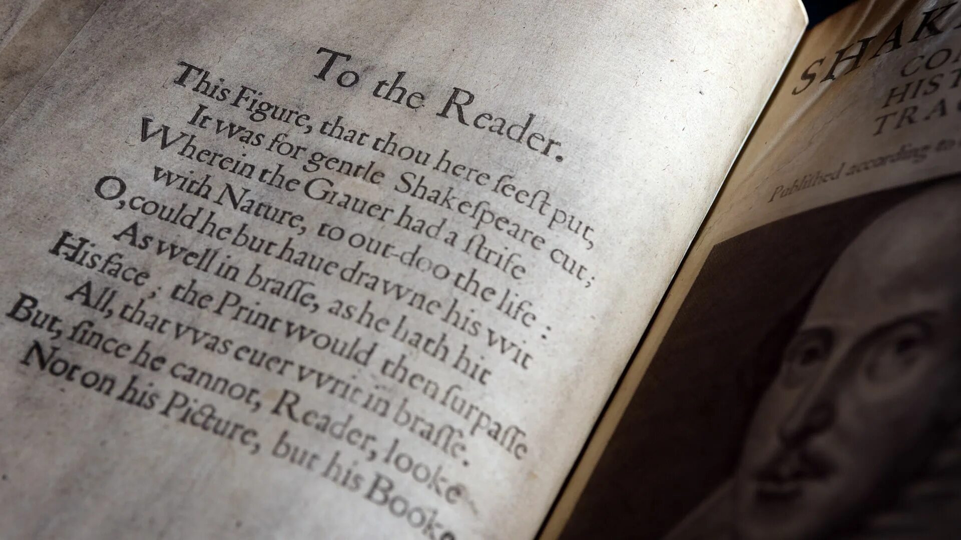 Первое Фолио Шекспира. Фолио Шекспира. "First Folio" Шекспира. Шекспир первое издание пьес. Шекспир выставка в библиотеке