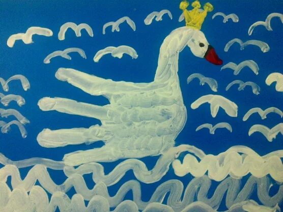 Поделки ко дню пушкина в детском. Золотая рыбка для старшей группы. Сказки пушкина для средней группы детского сада. Рисование золотая рыбка старшая группа. День пушкина в детском саду старшая группа.