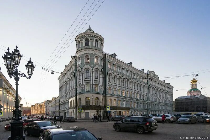 Доходный дом троице сергиевой лавры на ильинке. Доходный дом троицкого подворья. Троицкое подворье на ильинке в москве. Доходный дом троицкого подворья на ильинке. Троицкое подворье на ильинке.