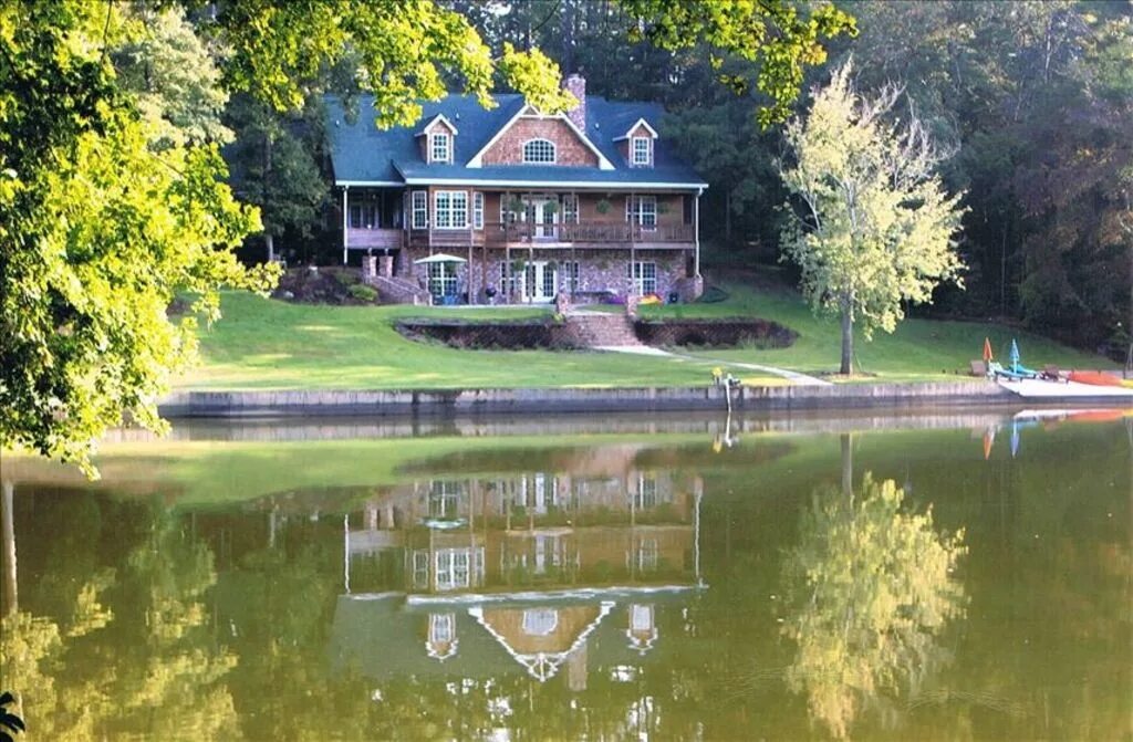 House near the lake. Дом у озера (США, 2006). Дом у озера Солнечногорский район.