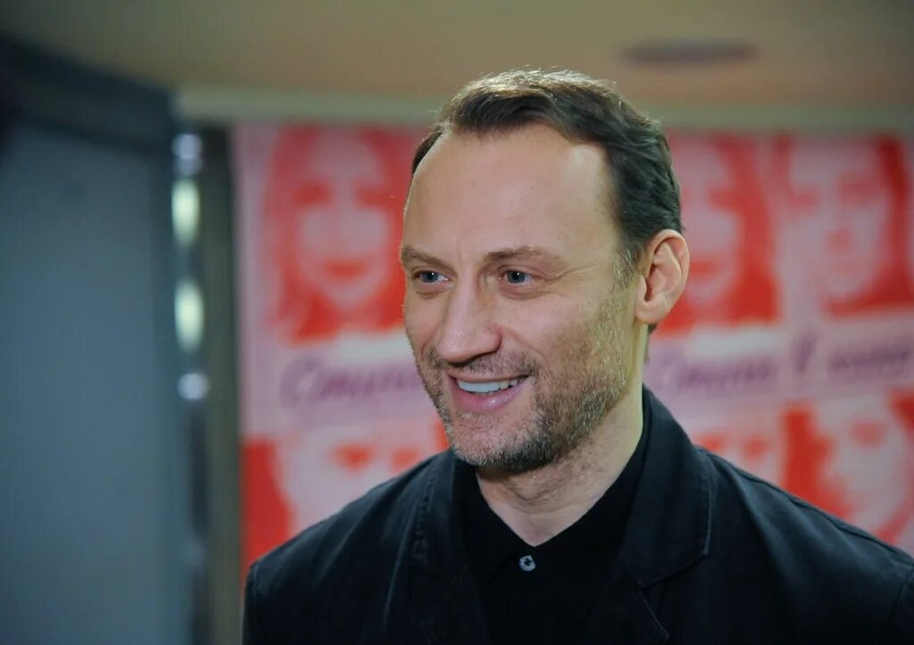 Анатолий Белый рассказал, что в Авиньон его позвала Юлия Ауг - Рамблер/кино