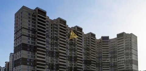 Русановская 18