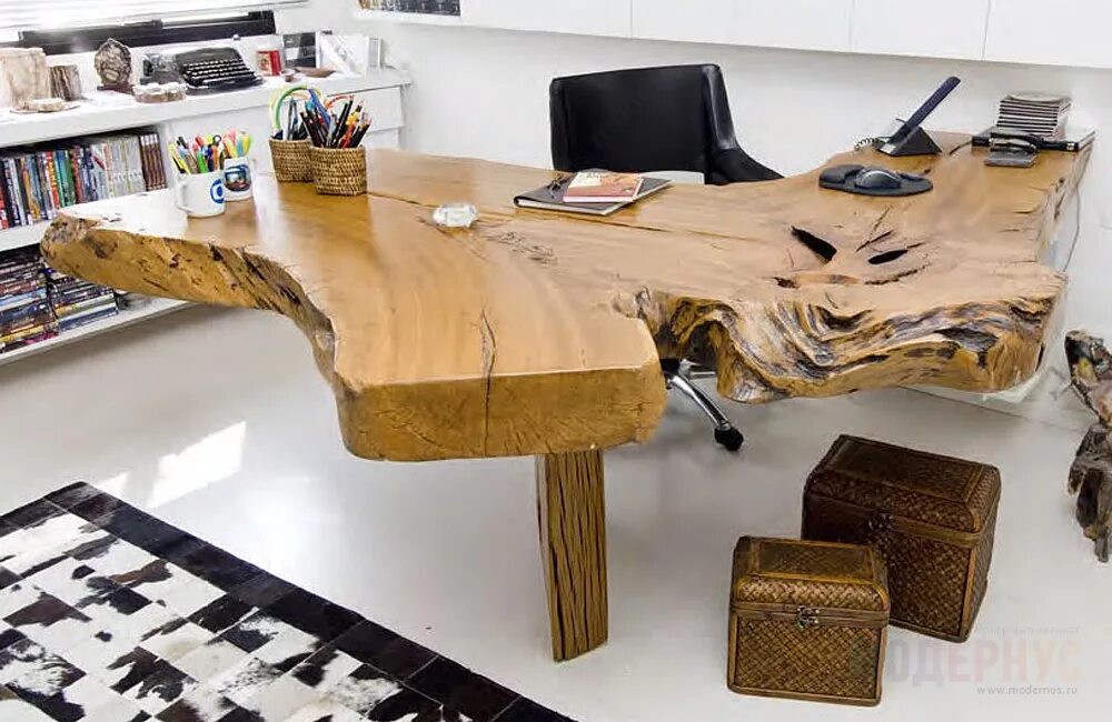 Нестандартная продажа. Письменный стол из слэба. Эксклюзивные столы из дерева. Дизайнерские столы из дерева. Необычные столы из дерева.