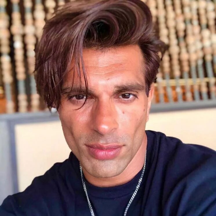 Актер каран. Каран Сингх. Karan Singh Grover. Каран Сингх гровер 2021. Каран Сингх гровер 2023.