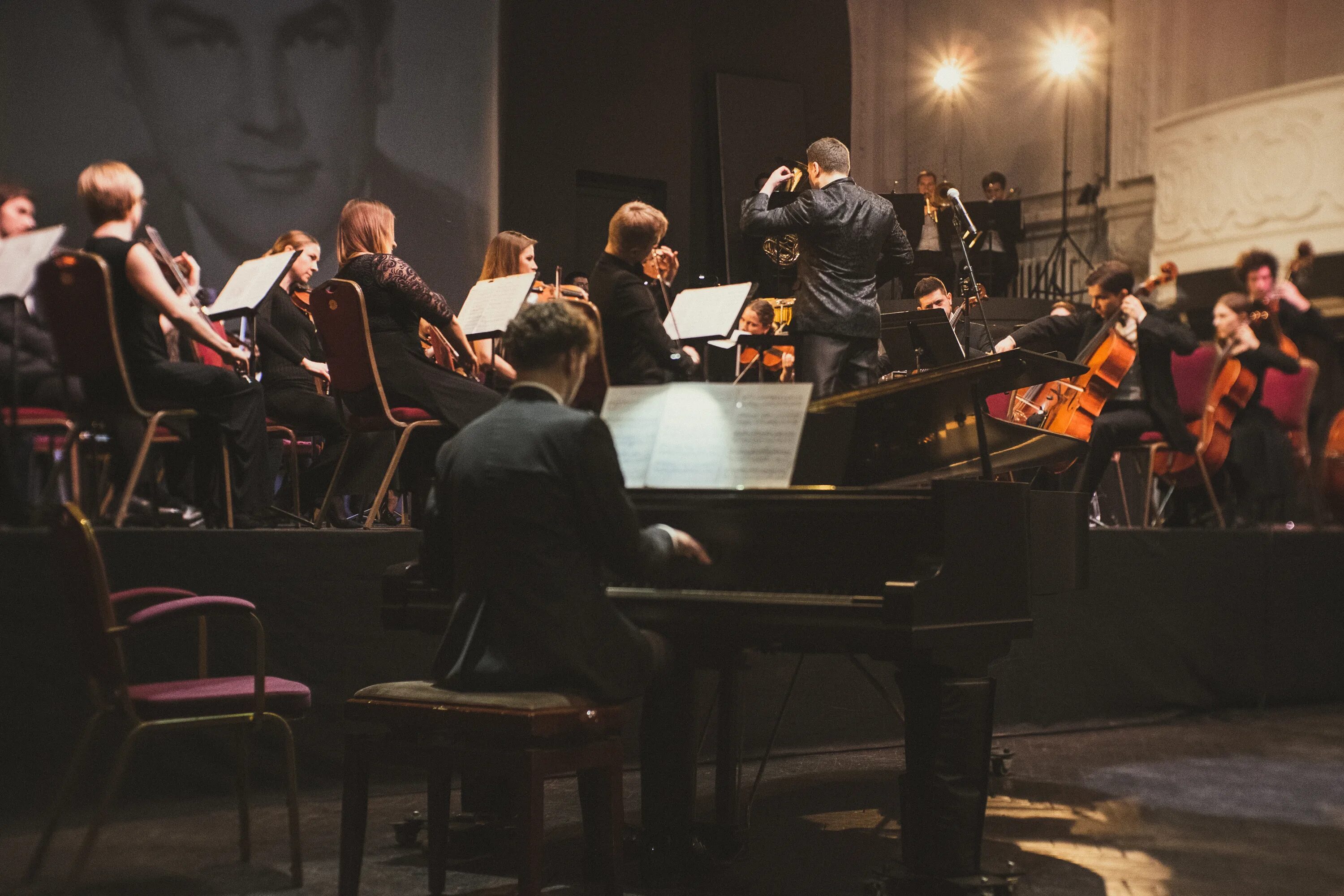 классический концерт фото. петербург концерт. оркестр 300-летия санкт-петербурга. классические концерты в санкт петербурге. классические концерты в санкт петербурге.