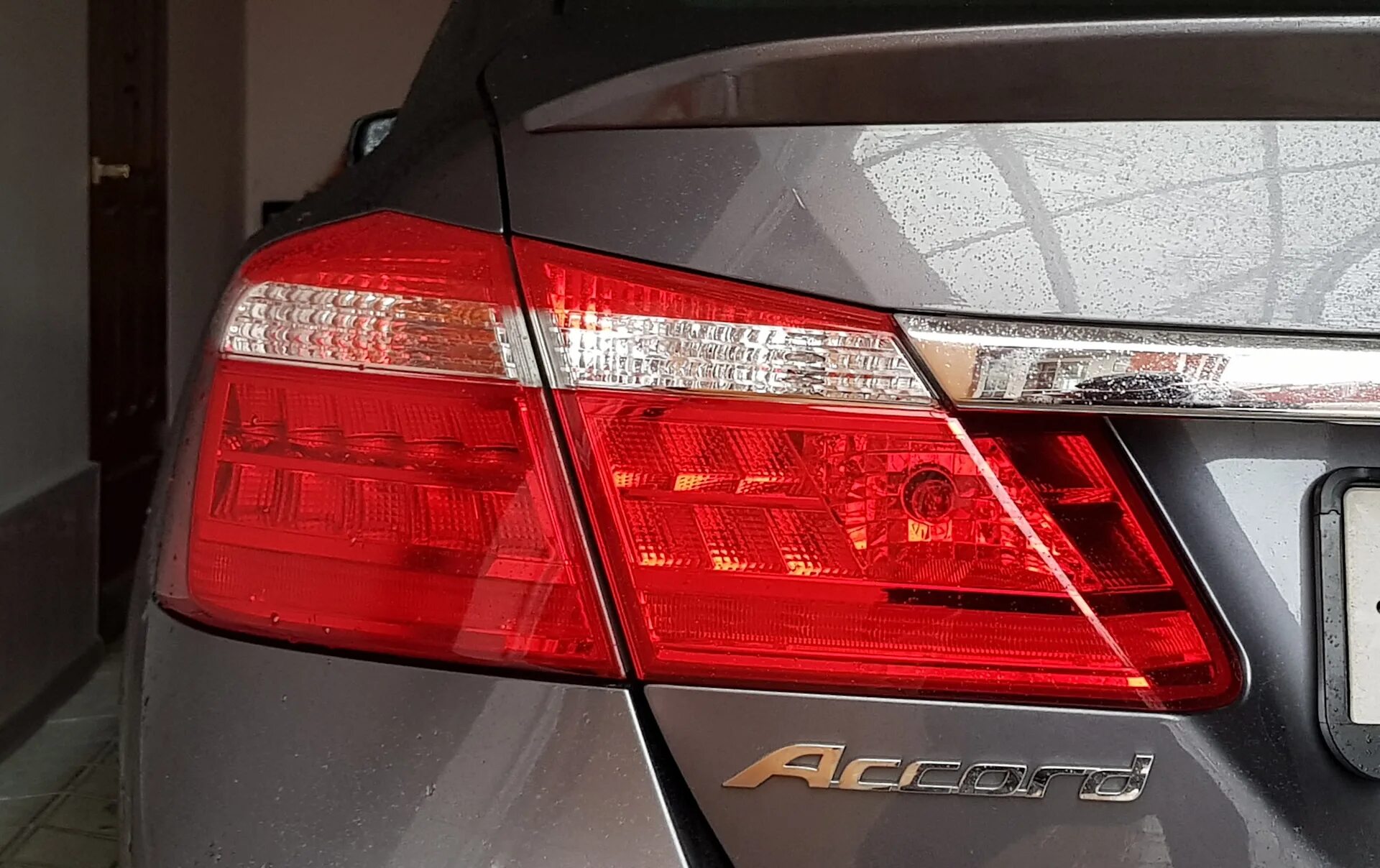 Honda задняя фара. Honda Accord 9 задние фонари. Accord 9 заднем фонаре. Тонировка фар Honda Accord 9. Фонарь на хонду Аккорд 9.