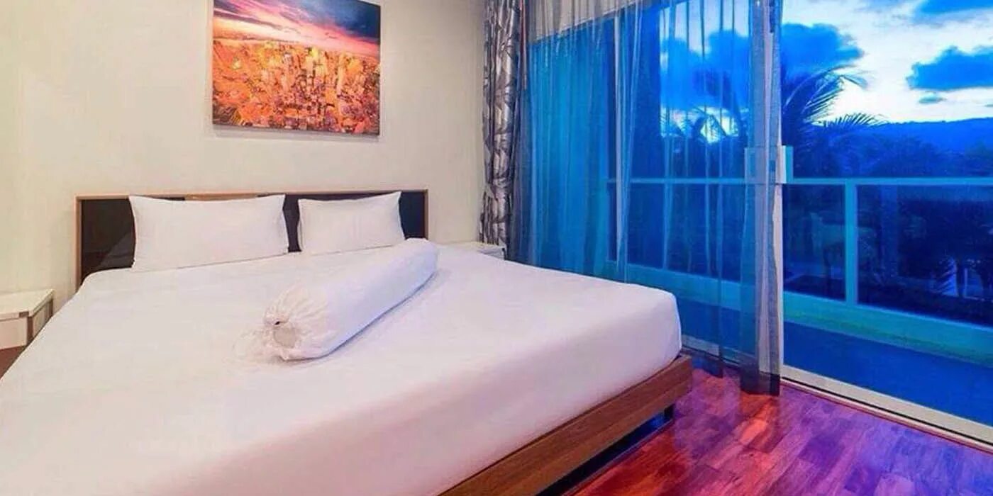 Аренда квартиры на пхукете. Пхукет интерьеры квартир. Nbc naiharn phuket. Лаго кондо пхукет. Апартаменты пхукет.