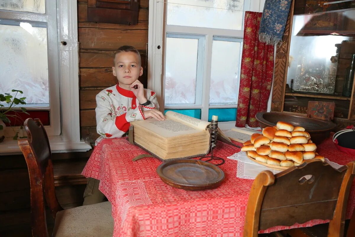 Жизнь алеши в доме каширина. Музей детства а.м Горького домик Каширина. Домик Каширина в Нижнем Новгороде. Музей домик Каширина Нижний Новгород. Музей Горького в Нижнем Новгороде домик Каширина.