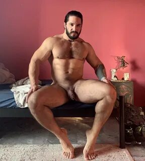 Steve raider naked