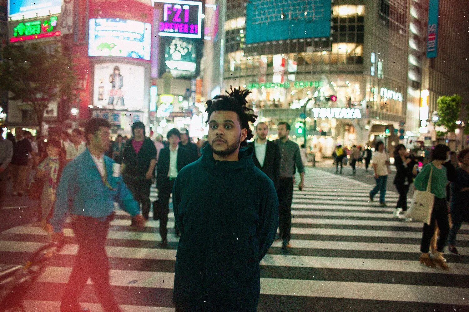 Again the weekend. The Weeknd. Weekend. The Weeknd Kiss Land. The Weeknd 2015.