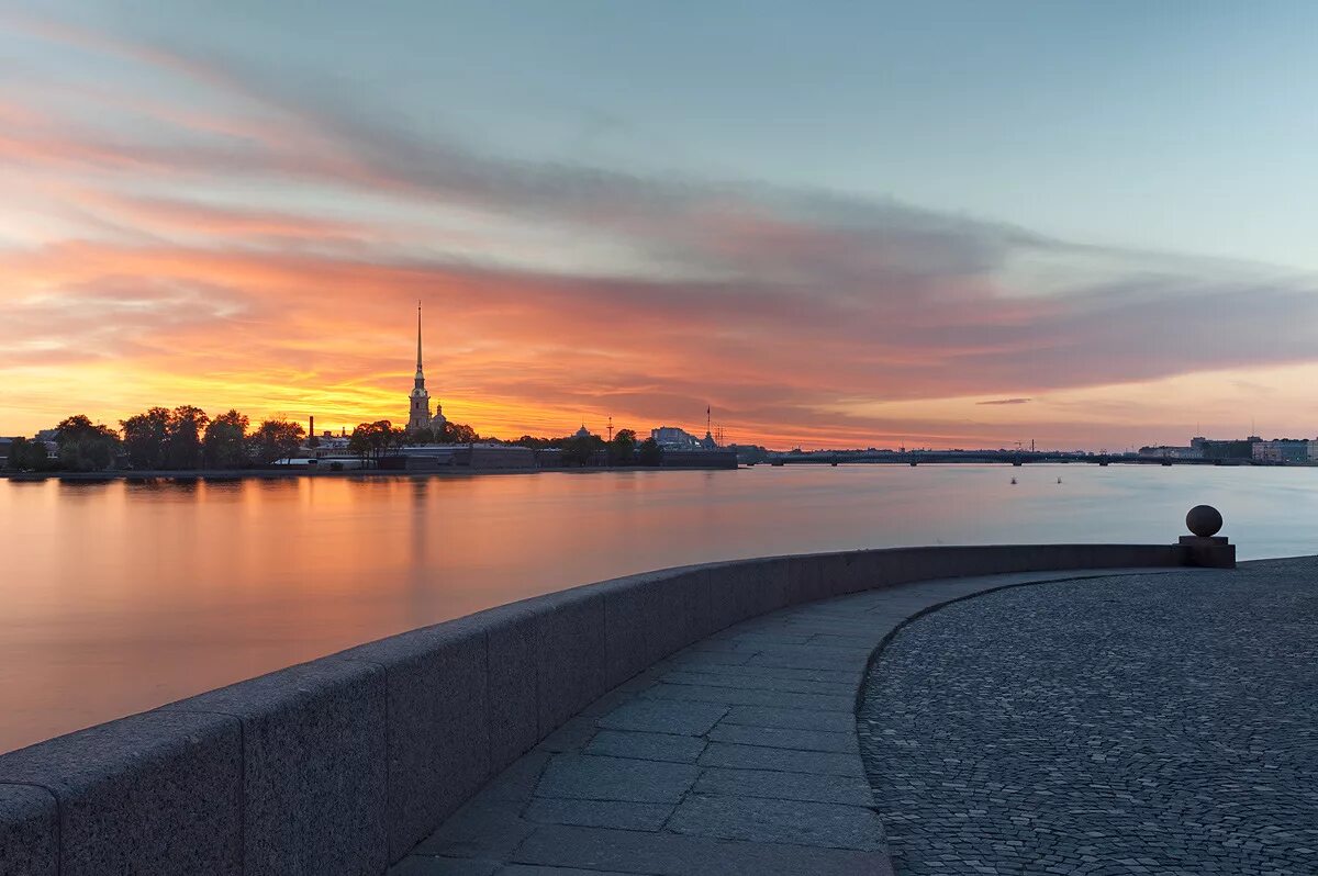 В каком году белые ночи. Набережная реки Невы. Белые ночи в Питере.