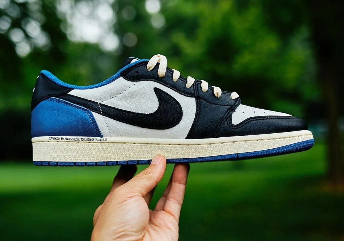 Travis scott nike air jordan 1 low. Nike air jordan 1 low x travis scott. nike air jordan 1 low travis scott x fragment. nike air jordan 1 travis scott. nike jordan 1 low travis scott.