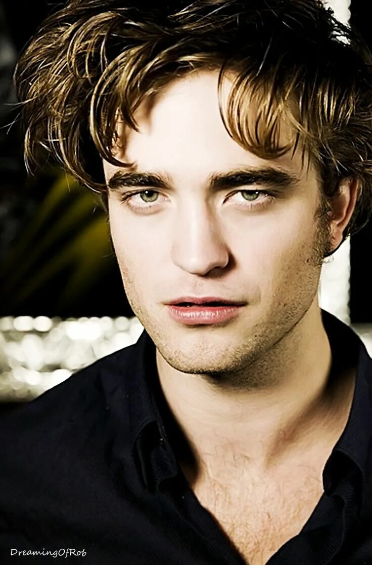 Robert pattinson. Патиссон фото актер. Robert petenson. Robert pattinson. Паттинсон патиссон.