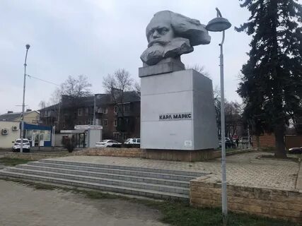 Памятник 9