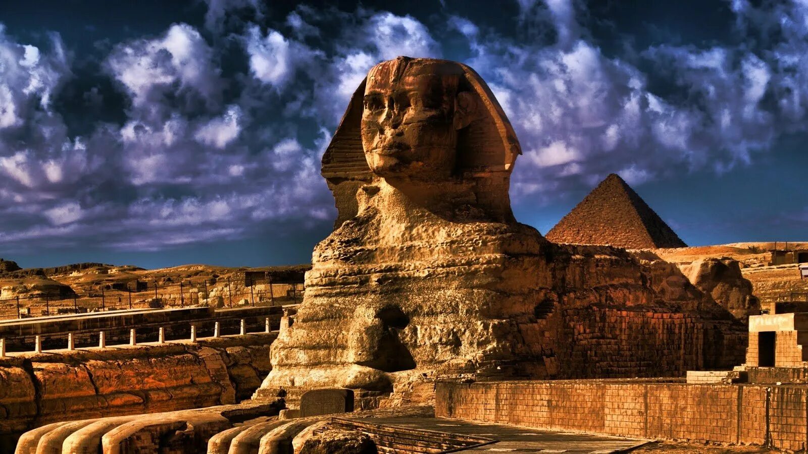 Египетские пирамиды в гизе. Большой сфиндревнего египта сфинкс. Арабская республика египет климат. Аридный климат египта. Большой сфинкс в гизе египет.
