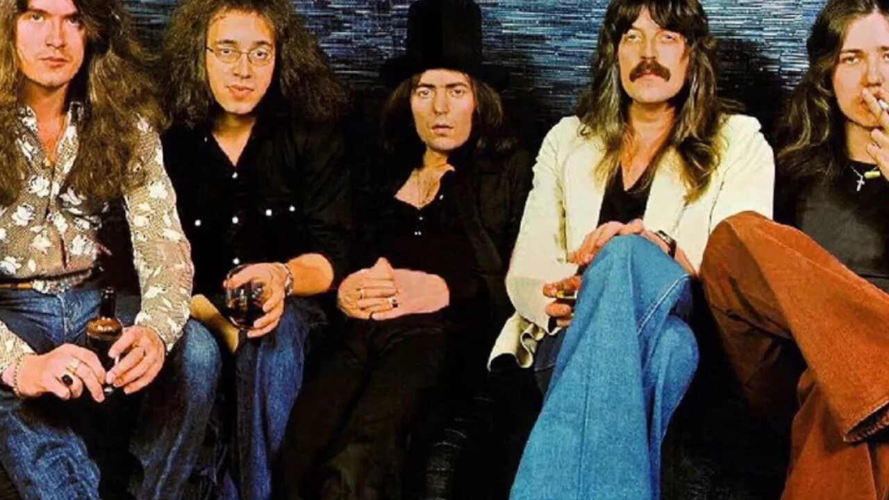 Ди перпл. Дип перпл. Группа Deep Purple 1974. Рок группа дип перпл. Группа Deep Purple 2022.