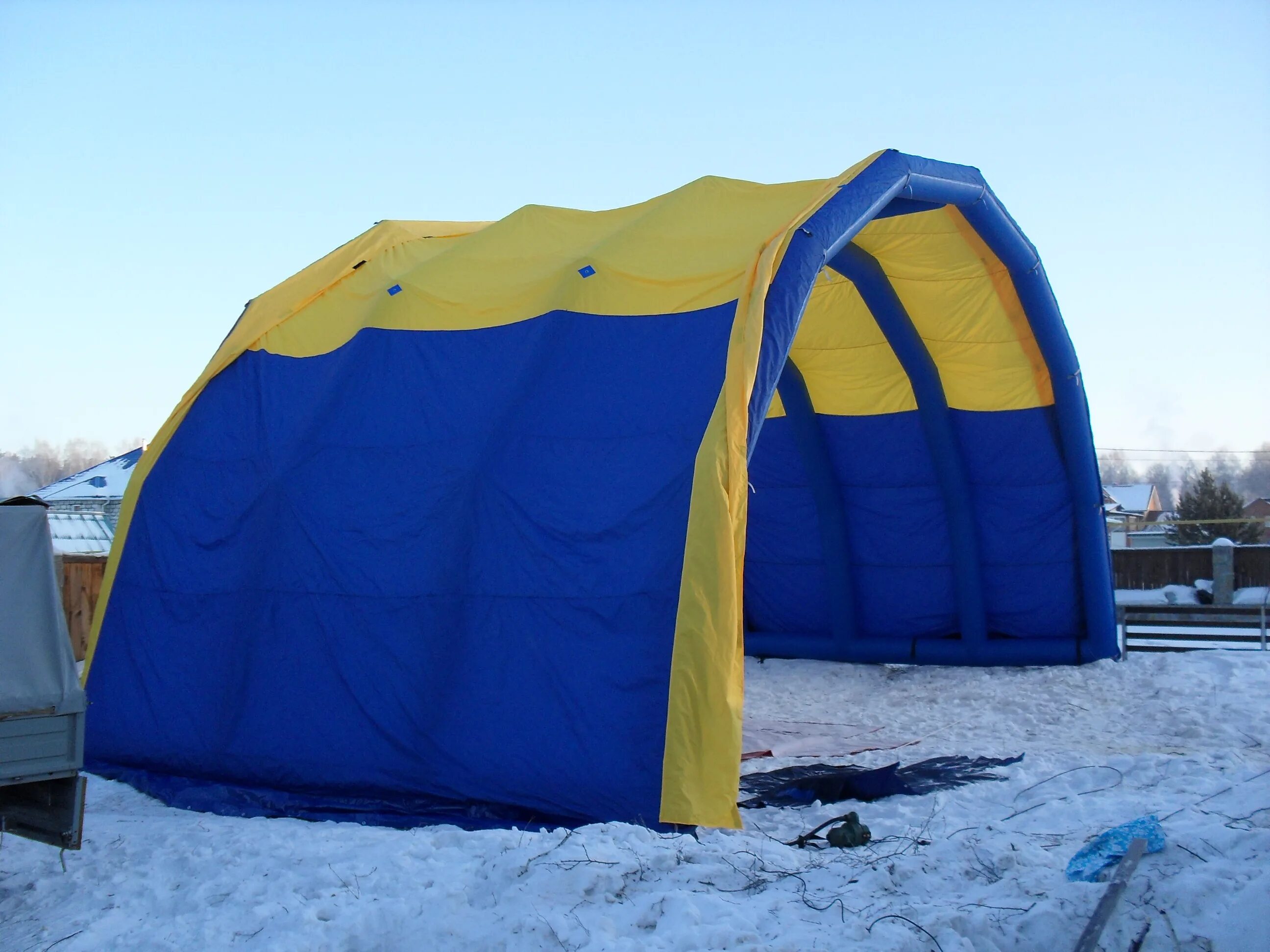 Пневмокаркасная палатка купить. Пневмосибирь палатки. Палатка Пневмосибирь 35460. Надувная палатка Пневмосибирь. Палатка пневмокаркасная зимняя.