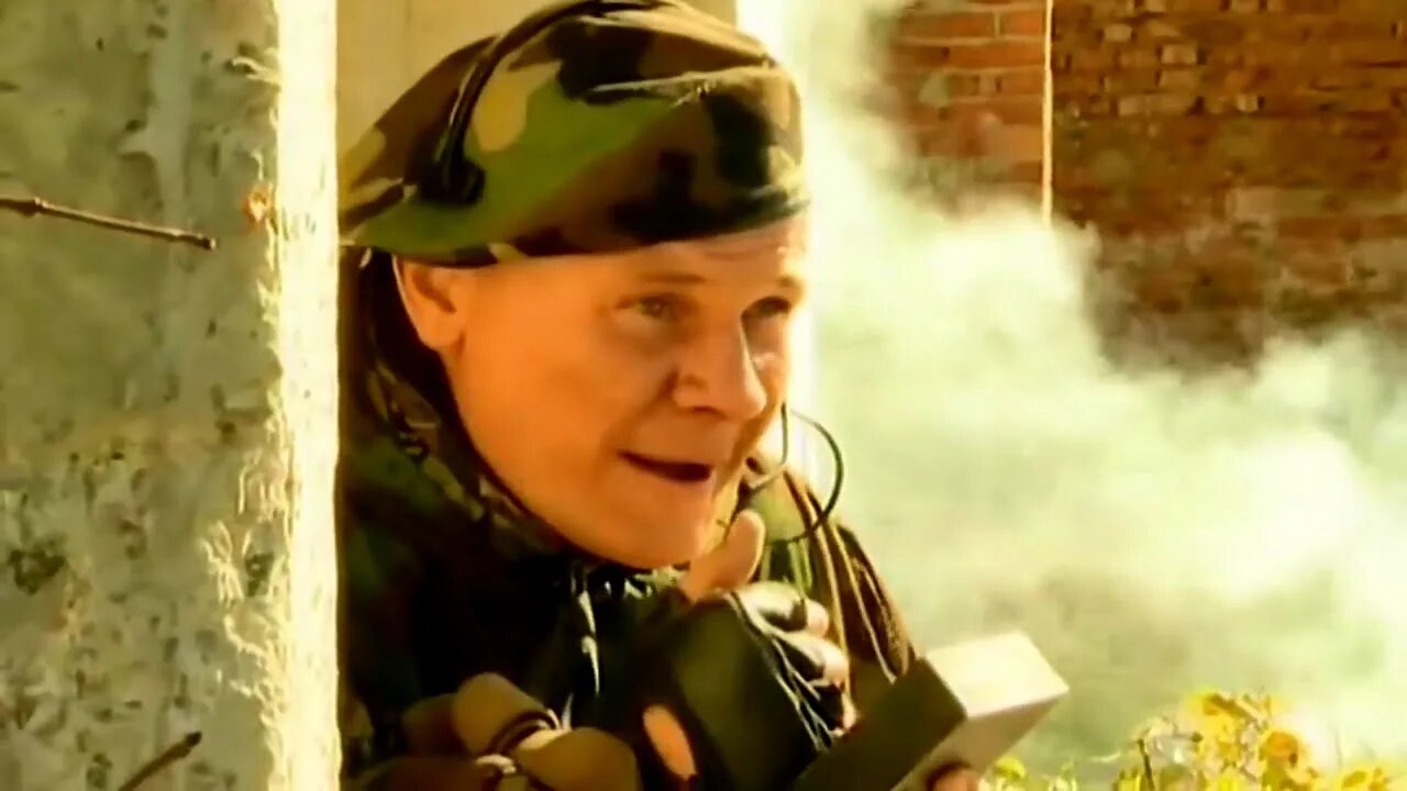 Фильм спецназ потанцуем боби. Музыка из спецназа боби боба. Клип боби боба спецназ. Сериал спецназ потанцуем. Музыка из спецназа боби боба.