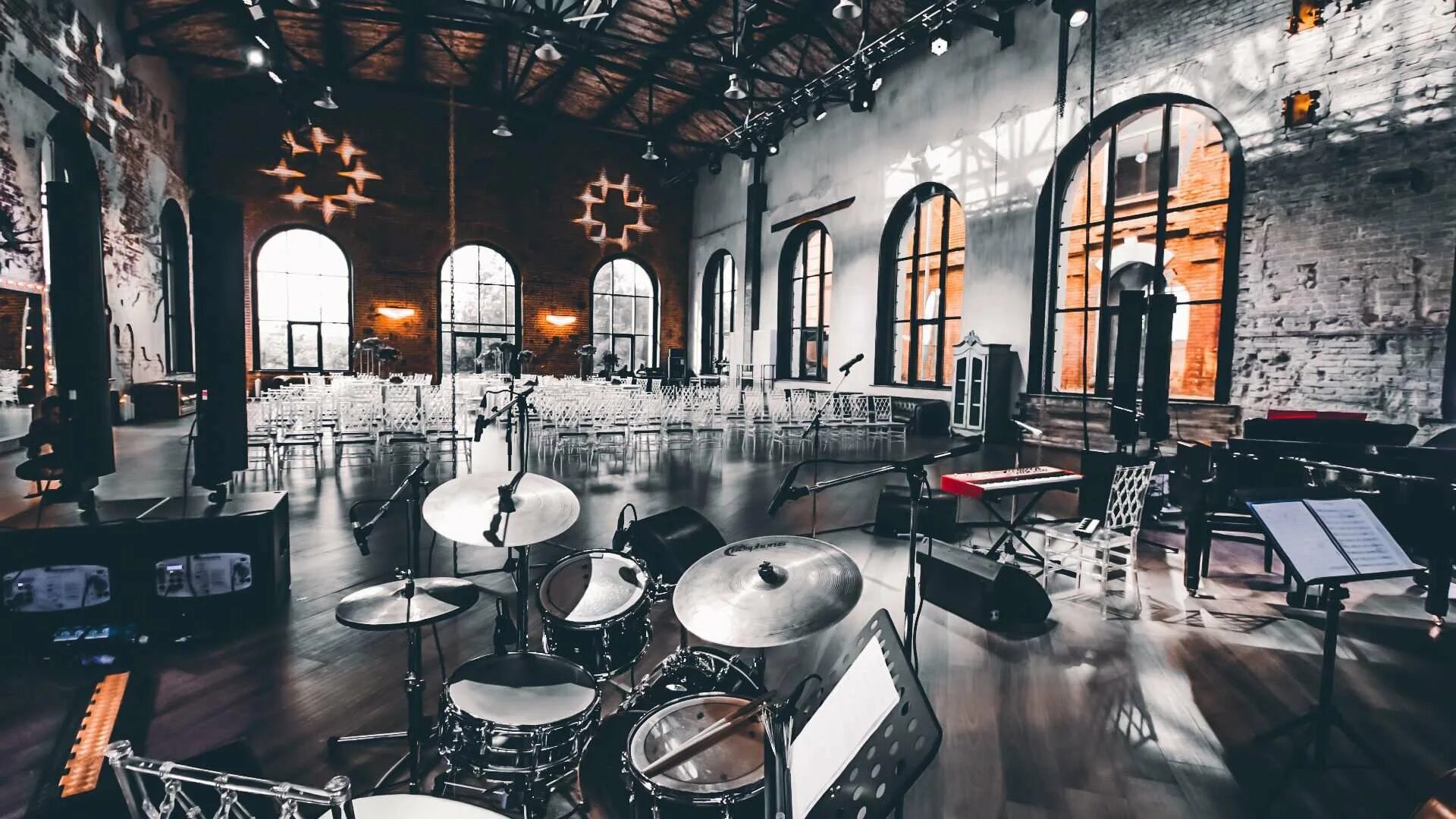 Bolshevik hall ленинградский проспект 15. Лофт холл 2 ленинская слобода. , 15, стр. Стендап кафе на петровке. Большевик стендап.